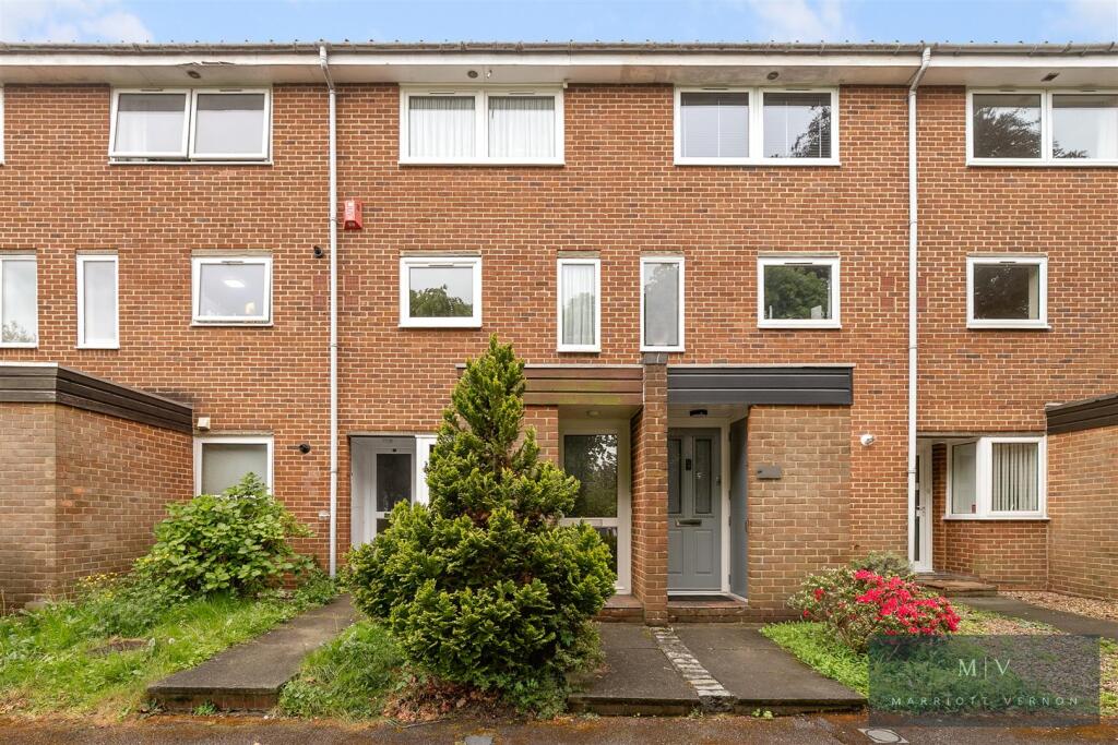 Main image of property: St. Arvans Close, Croydon