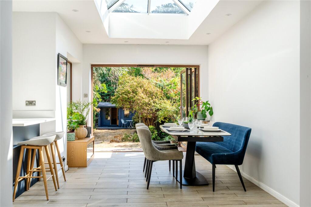 House in Kingston upon Thames - View 5