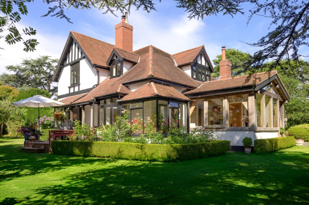 5-bed detached on Brackenwood Road, Clevedon, BS21, £1,150,000