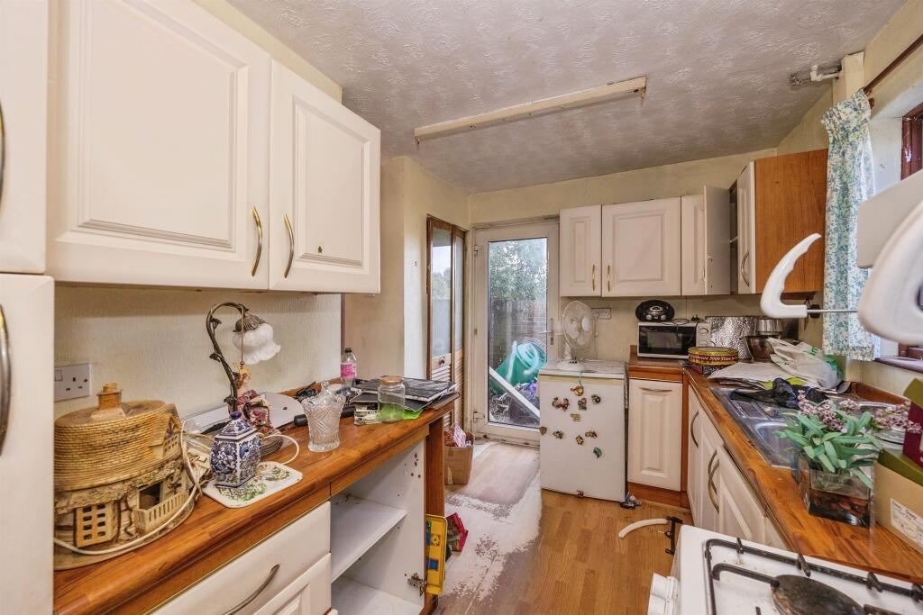 James Road, Havant - More