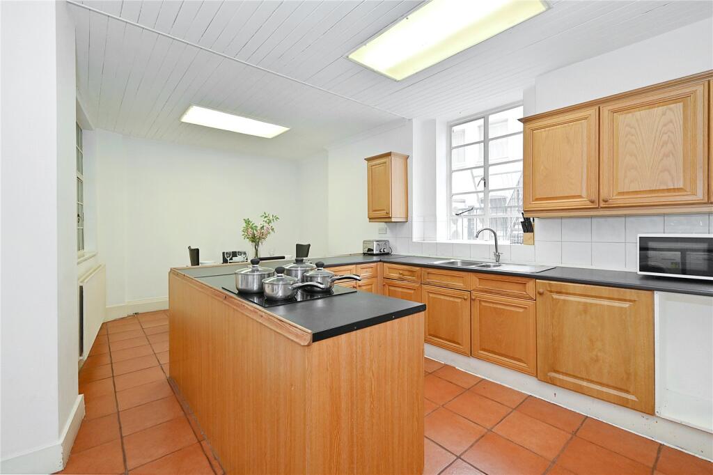 Apartment in London, St. John's Wood - View 4
