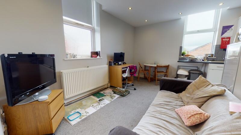 Apartment in Leeds - View 2
