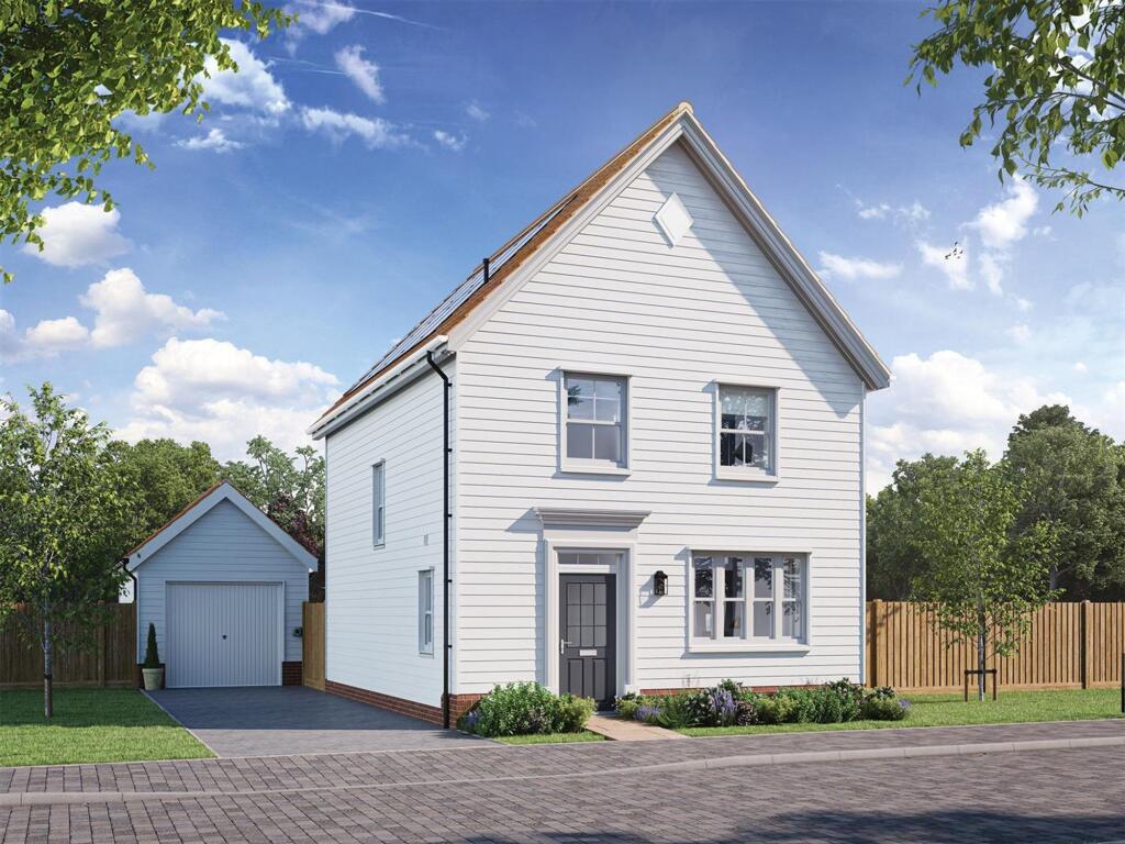 3-bed house on St. Osyth, CO16, £375,000