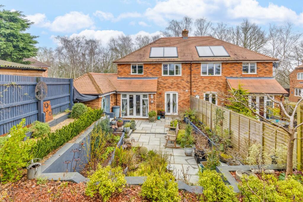 Additional image 4 of Scarff Close, Mardley Heath, Welwyn, Hertfordshire, AL6