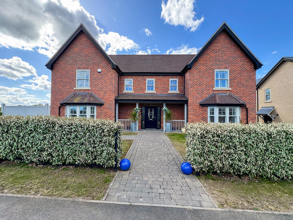 Main image of property: Chartfield Drive, Kirby-le-soken, Frinton-on-Sea
