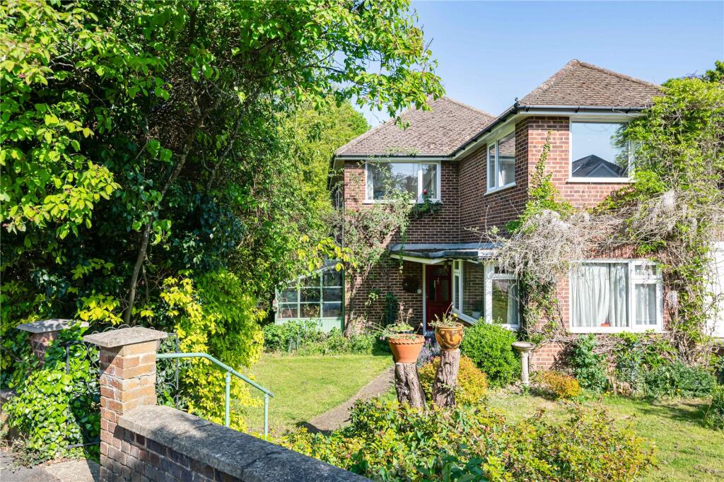 Main image of property: Craigweil Avenue, Radlett, Hertfordshire, WD7
