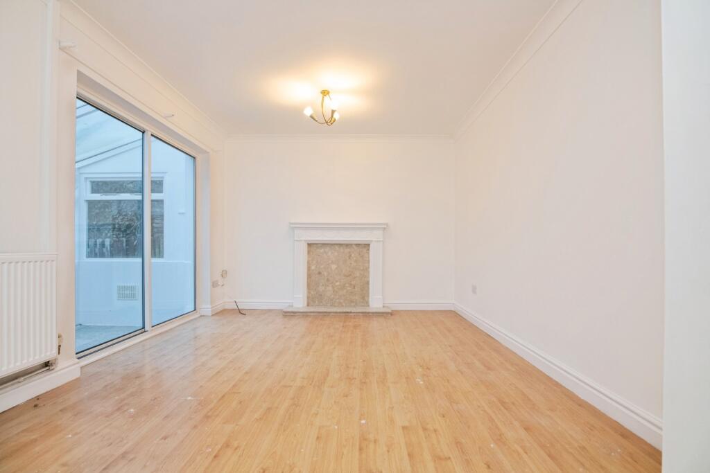 Tarrington Covert, BIRMINGHAM, West Midlands, B38 photo 4