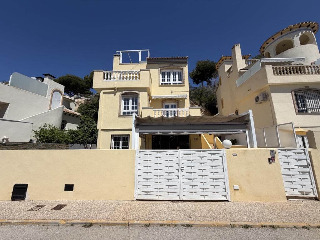 Main image of property: Valencia, Alicante, Villamartin