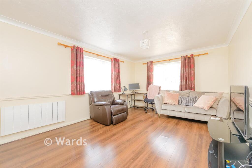 Apartment in Dartford - View 3