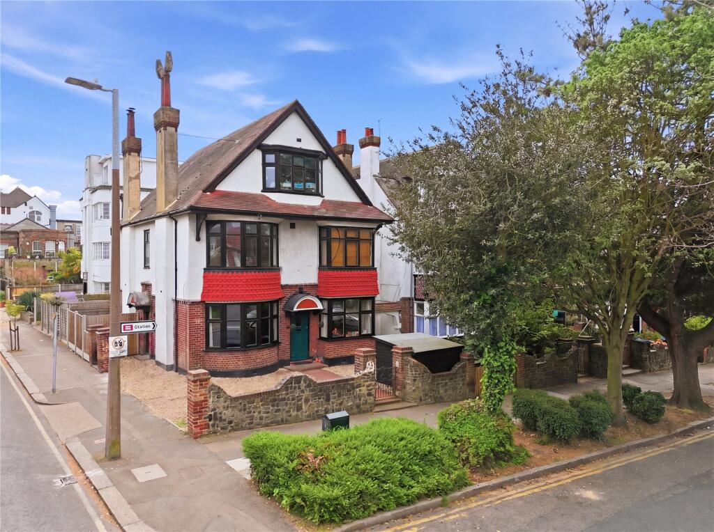 Main image of property: Ditton Court Road, Westcliff-on-Sea, Essex, SS0