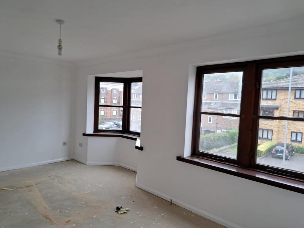 Apartment in Canterbury - View 2