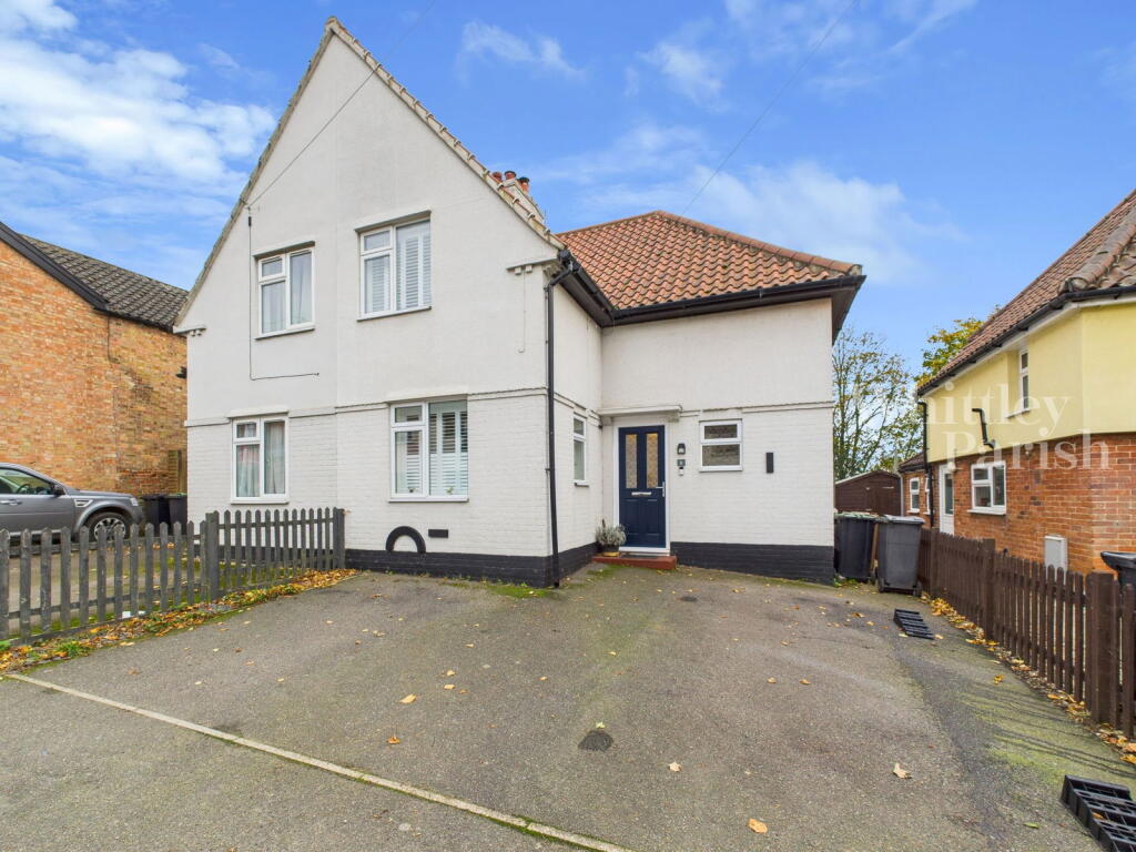 3-bed semi-detached on Magdalen Street, Eye, £270,000