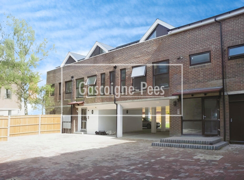 Main image of property: High Street, Camberley GU15