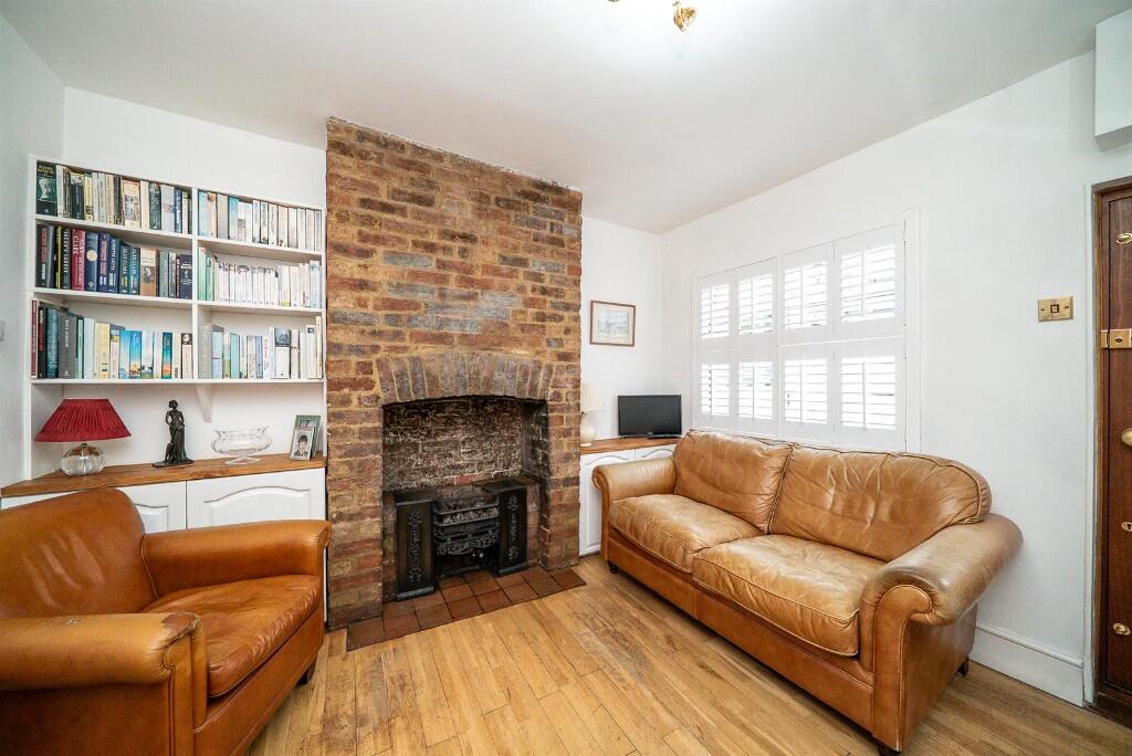 Bell Lane, Northchurch, Hertfordshire, HP4 photo 3