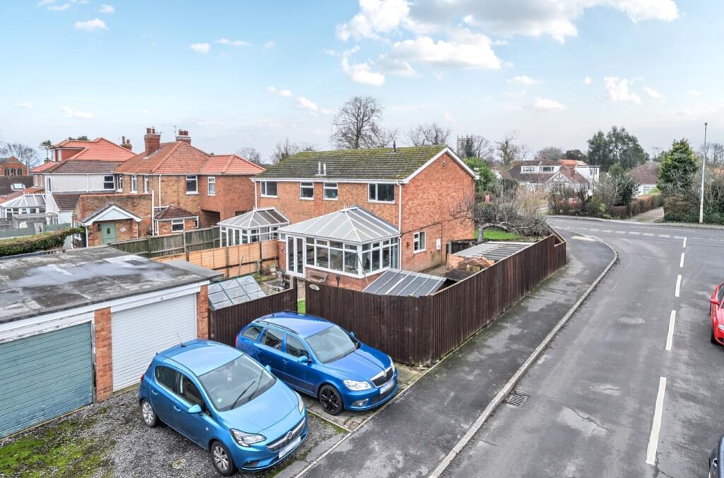 Main image of property: Tetney Road, Humberston, Grimsby, Lincolnshire, DN36