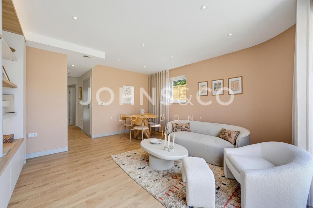 House in London - More