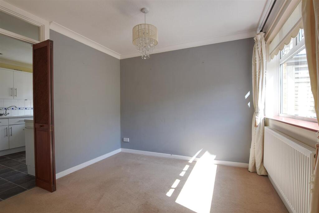 House in Bexhill-on-Sea, Pebsham - View 5