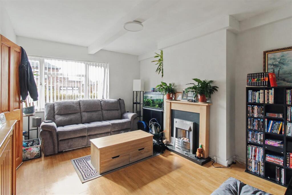 Main image of property: Bramcote Avenue, Beeston, Nottingham