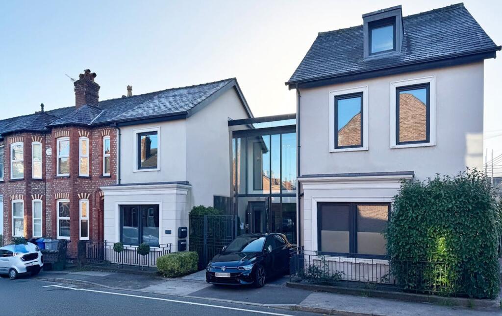 Main image of property: 12-14A Bath Street, Altrincham, WA14 2EJ