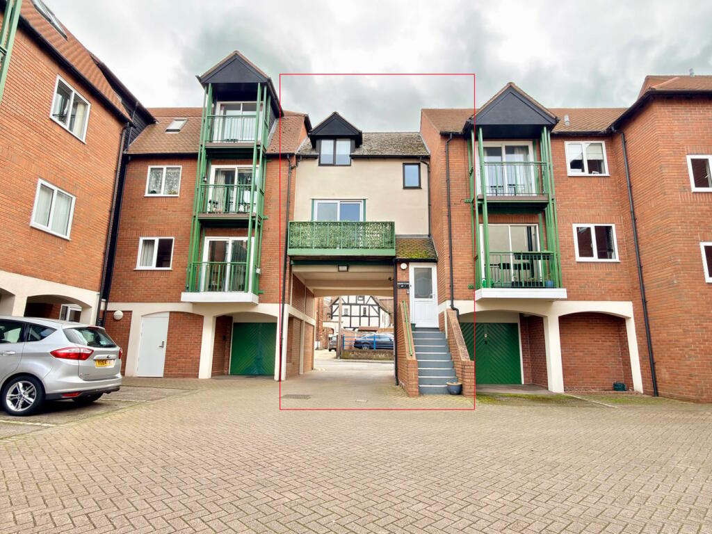 Main image of property: Priors Court, Back of Avon, Tewkesbury, GL20