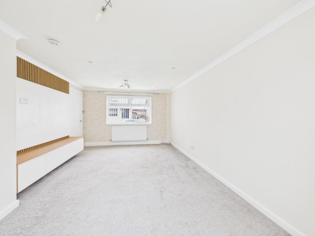 House in Kilmarnock - View 4