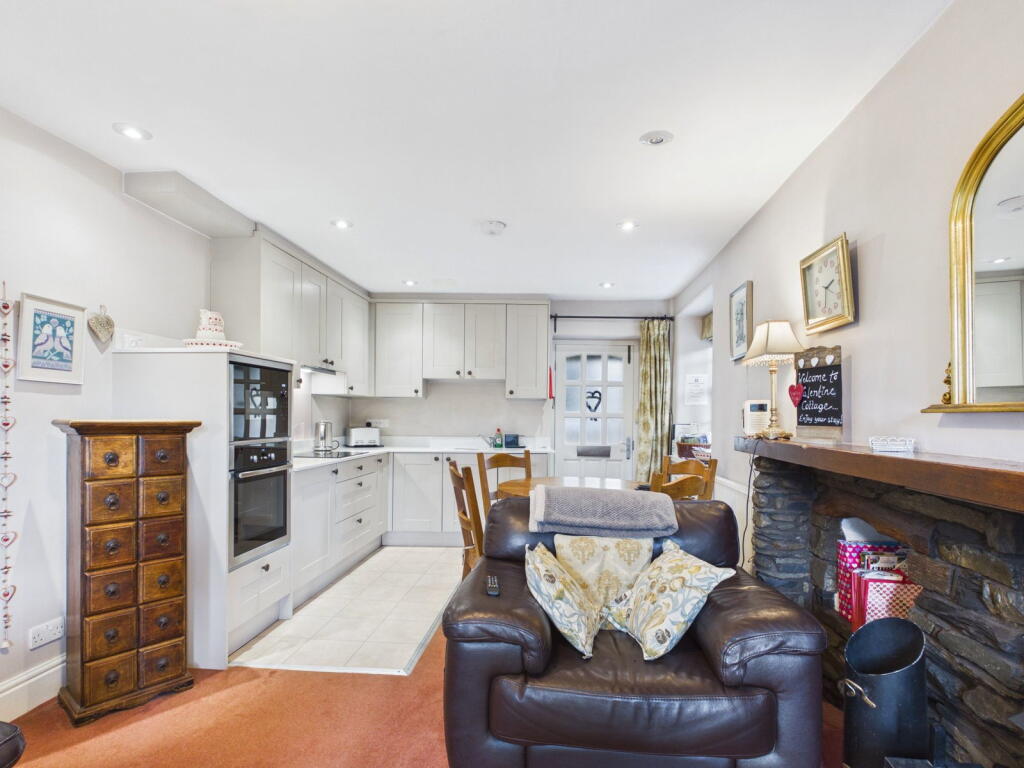 House in Ambleside, Waterhead, Lakes - More