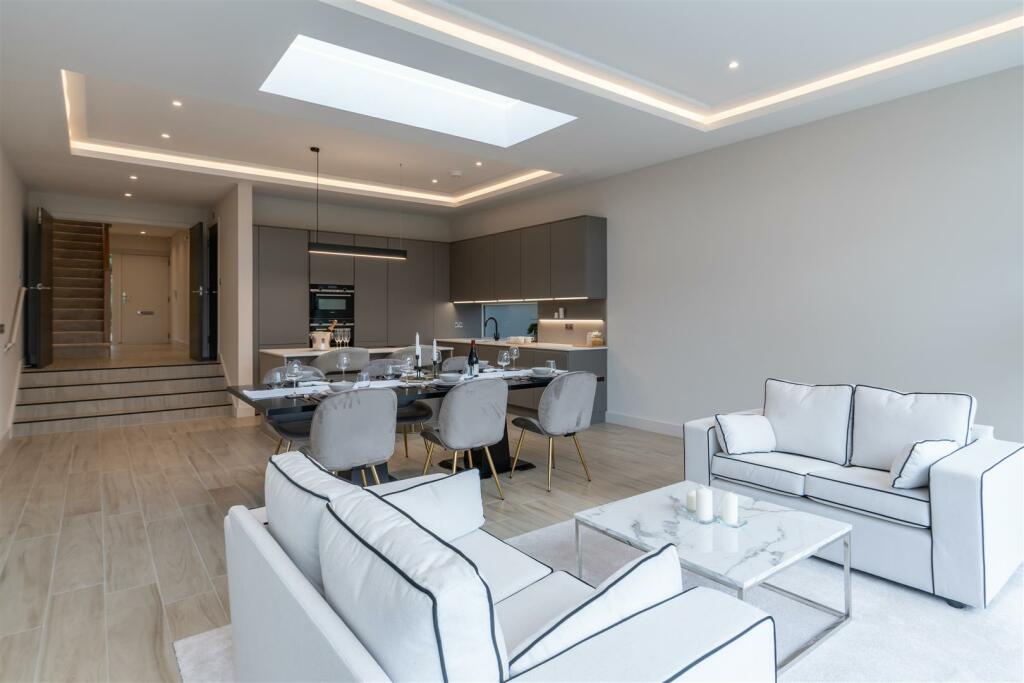 Additional image 10 of Sandbanks Road, Poole Park