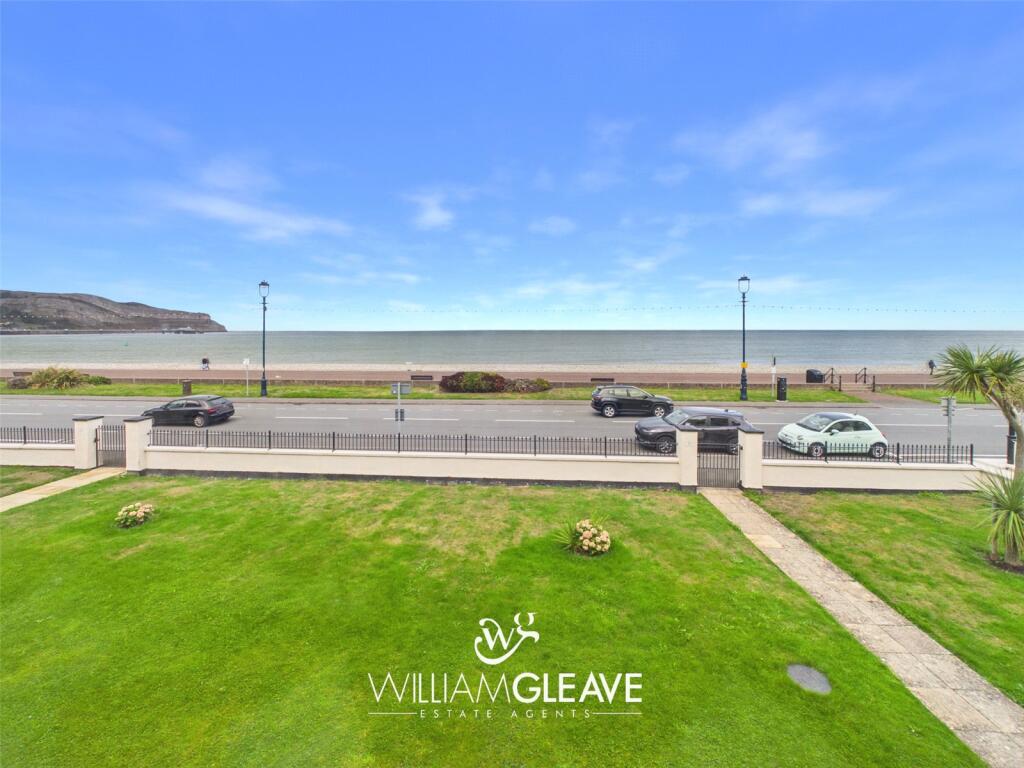 Apartment in Llandudno - View 2