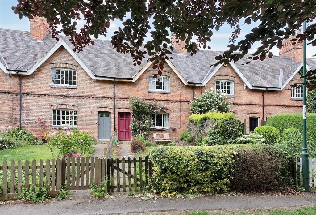2 Bedroom Terraced House For Sale In Glebe Cottages Nottingham 2 Bedroom Terraced House For Sale In Glebe Cottages Nottingham