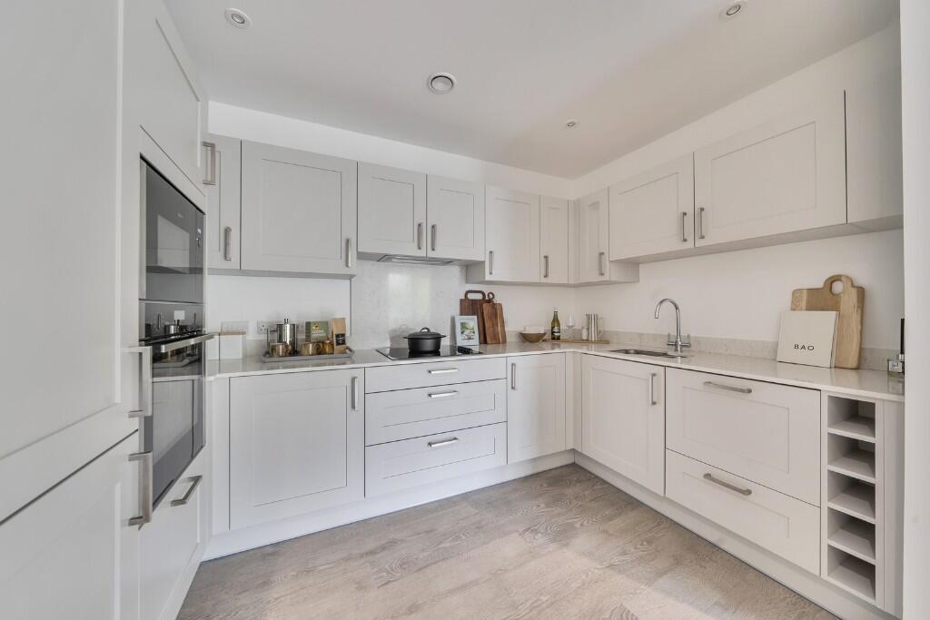 PEGASUS BATH LEAT, Upper Bristol Rd, Bath BA1 3ER - More