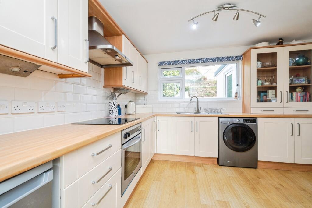 House in Plymouth - View 5