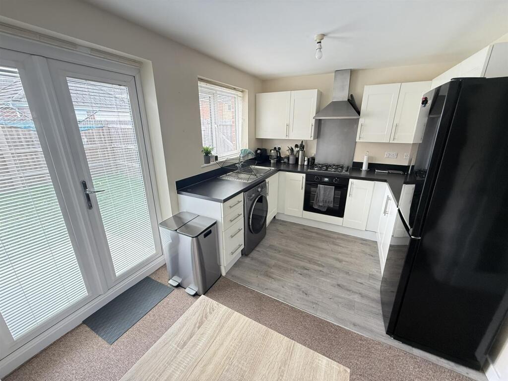 House in Chippenham, Hardenhuish, Sheldon - View 3