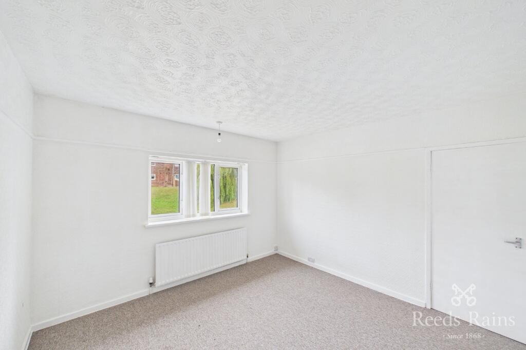 House in Rotherham, South Yorkshire - View 4