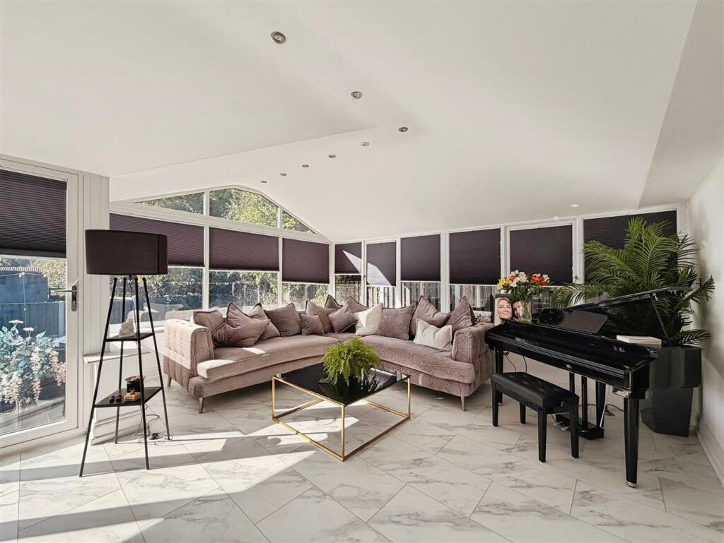 House in Doncaster - More
