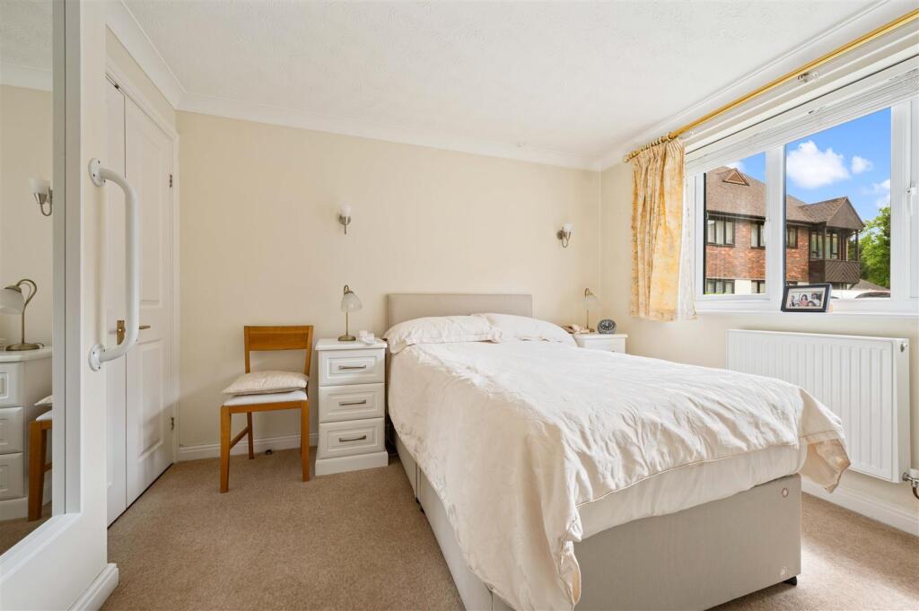 Additional image 7 of Chestnut Walk, Henley-In-Arden