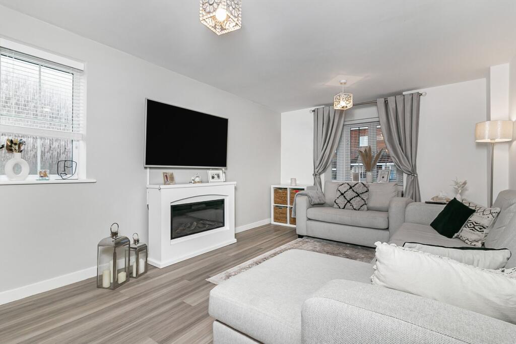 Watercress Rise, Biddenham, Bedford, MK40 photo 3