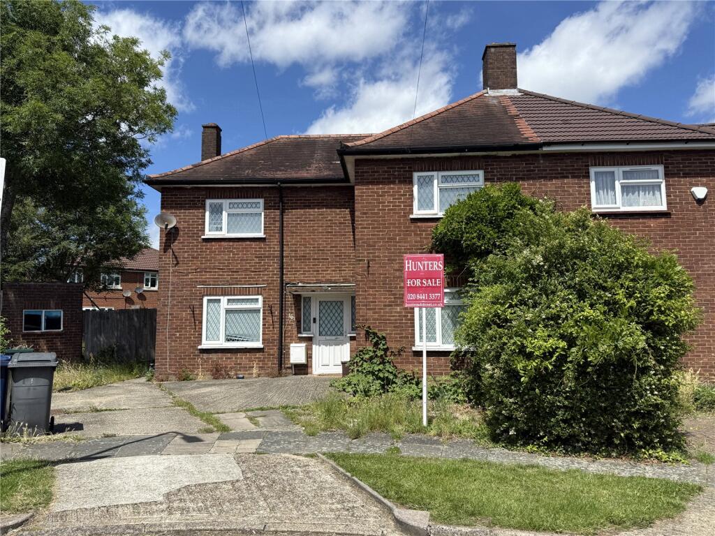 Main image of property: Edwyn Close, Barnet, EN5
