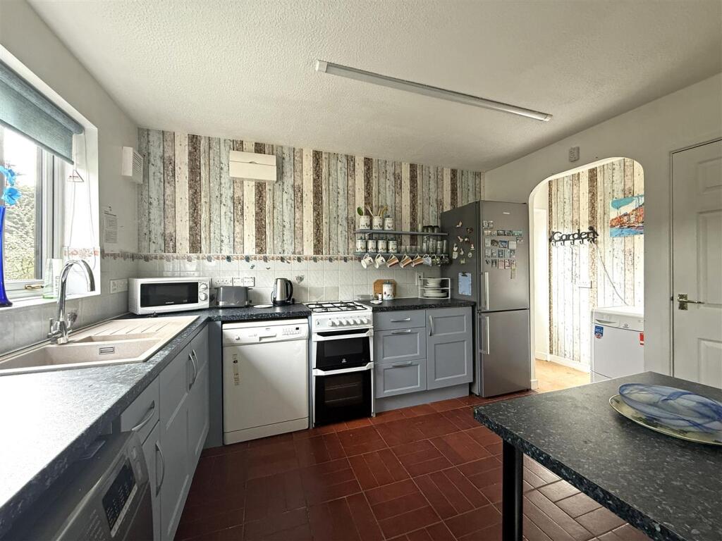 House in Shrewsbury, Shropshire - View 4