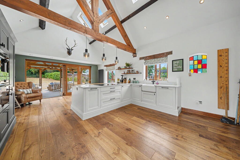 House in South Staffordshire, Kinver - View 4