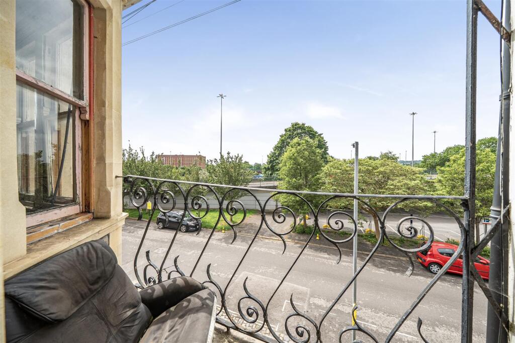 Oldfield Place, Hotwells - View 3