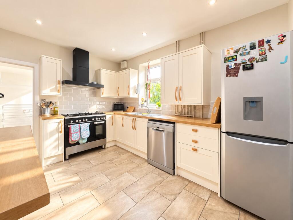 House in Swansea - More