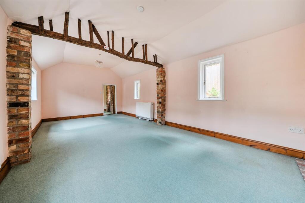 House in Little Staughton - More