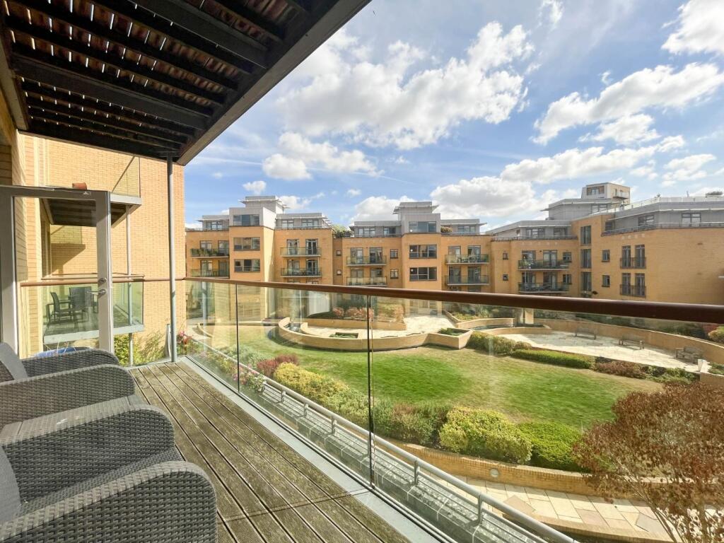 Apartment in Cambridge - View 3