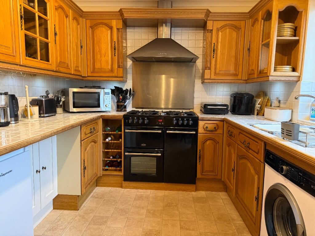 Beach Road, BS35 photo 3