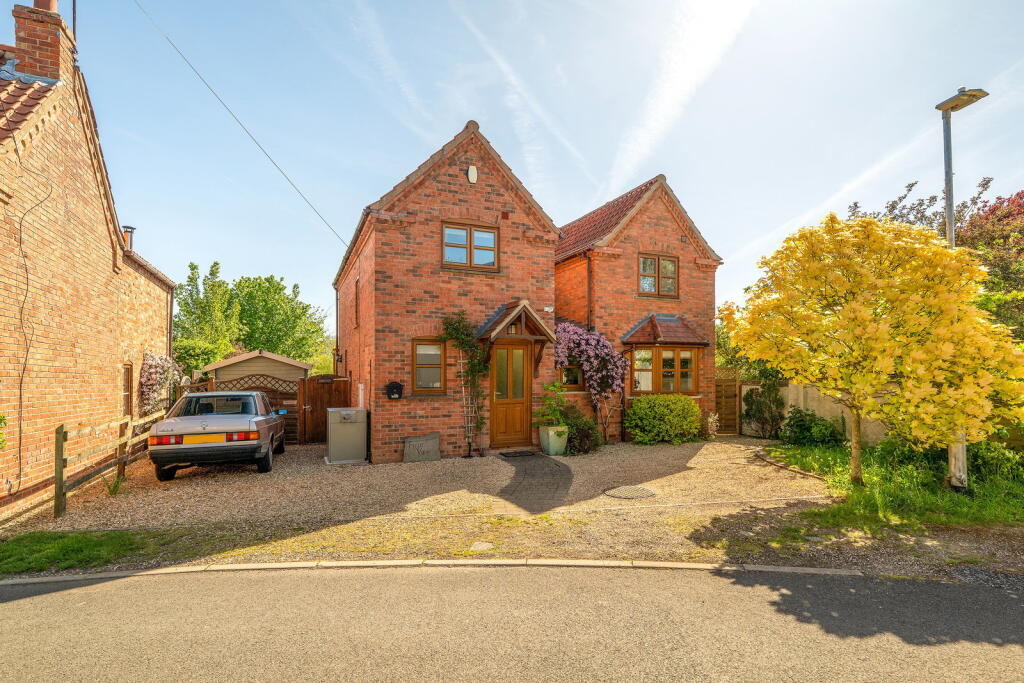 Main image of property: Washtub Lane, South Scarle, Newark, NG23 7JN