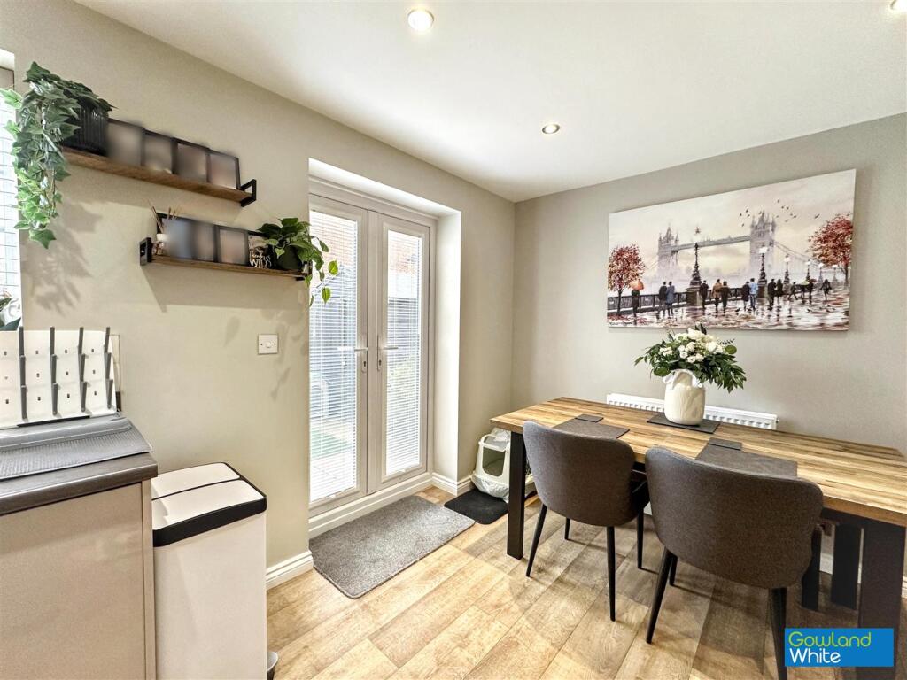 House in Middlesbrough, Hemlington - More