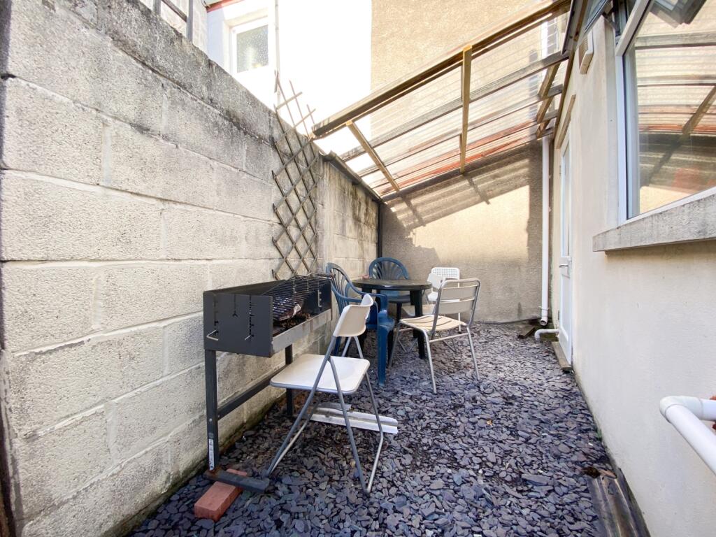 House in Cardiff, Maindy, Cathays - View 5