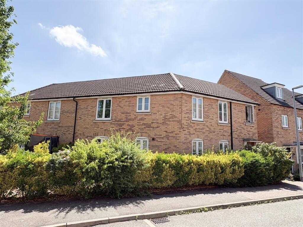Main image of property: Kingfisher Drive, Leighton Buzzard