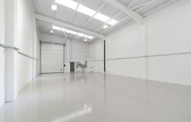 Unit 10 Townsend Industrial Estate (1).JPG