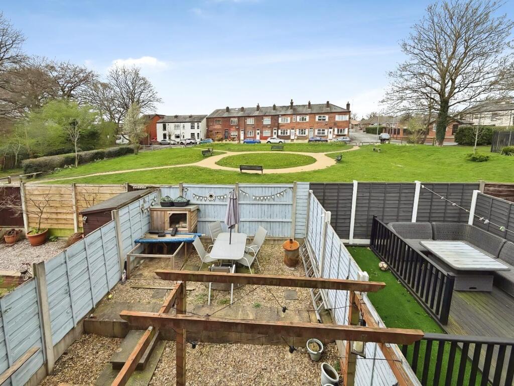 House in Salford, Greater Manchester - View 5